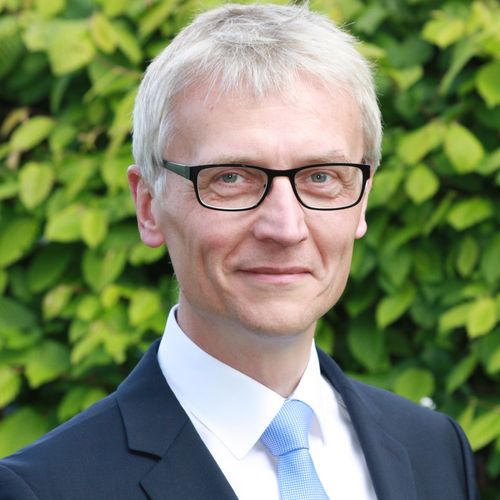 Protrait Frank Grotelüschen