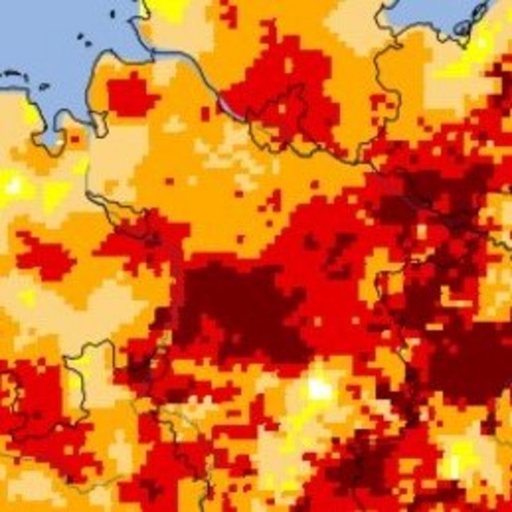Darstellung des UFZ-Dürremonitors: überwiegend dunkelrote und rote Bereiche 