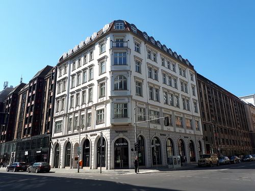 Das Berliner HIDA-Office in der Friedrichstraße 171 Das Berliner HIDA-Office in der Friedrichstraße 171